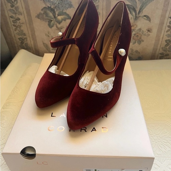 LC Lauren Conrad Red Velvet Mary Jane Heels - Picture 2 of 6